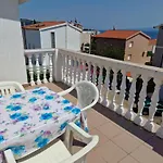 Dusper شقة تروغير