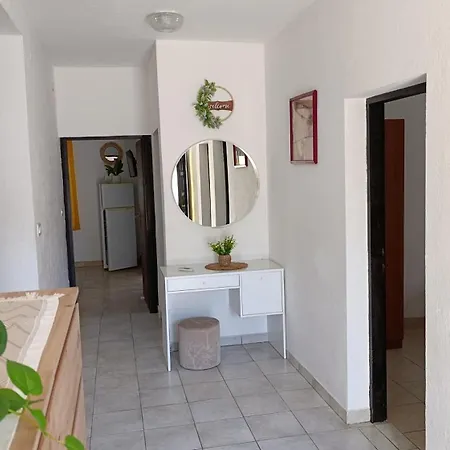 Apartment Dusper